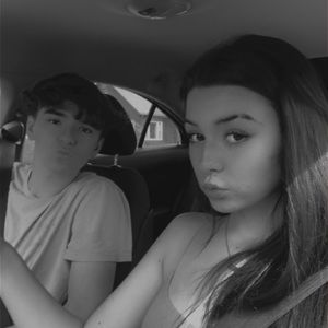 Meet your Posher, Avery